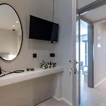 فيلة Lithia Exclusive Pláka
