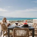 Lithia Exclusive فيلة
