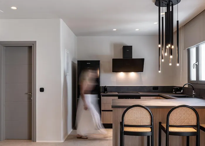 Villa Lithia Exclusive